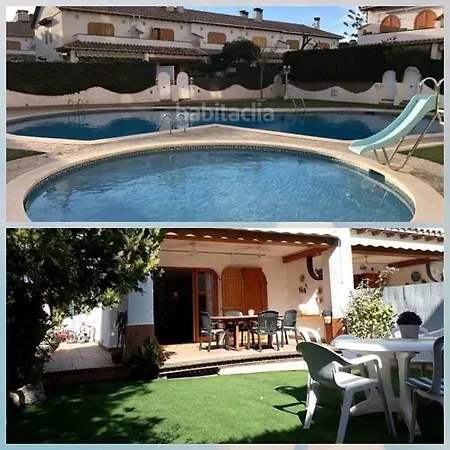 Hébergement de vacances Wonderful Beach House With 2 Pools