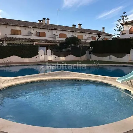 Wonderful Beach House With 2 Pools Dom wakacyjny *